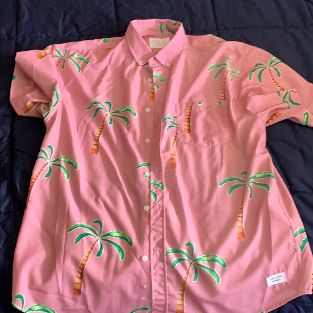 Men’s Hawaiian Style Shirt